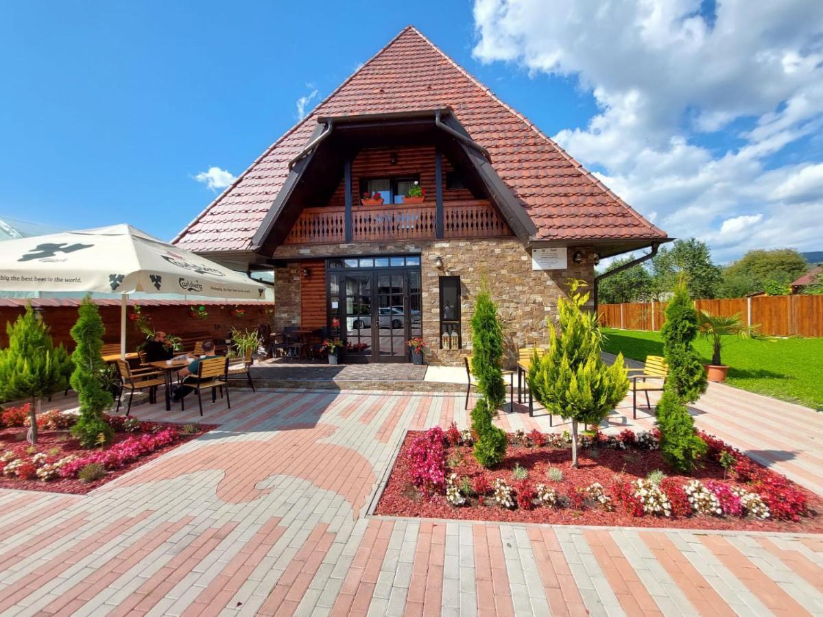 Hotel Piatra Soimului Vişeu de Sus Exterior foto