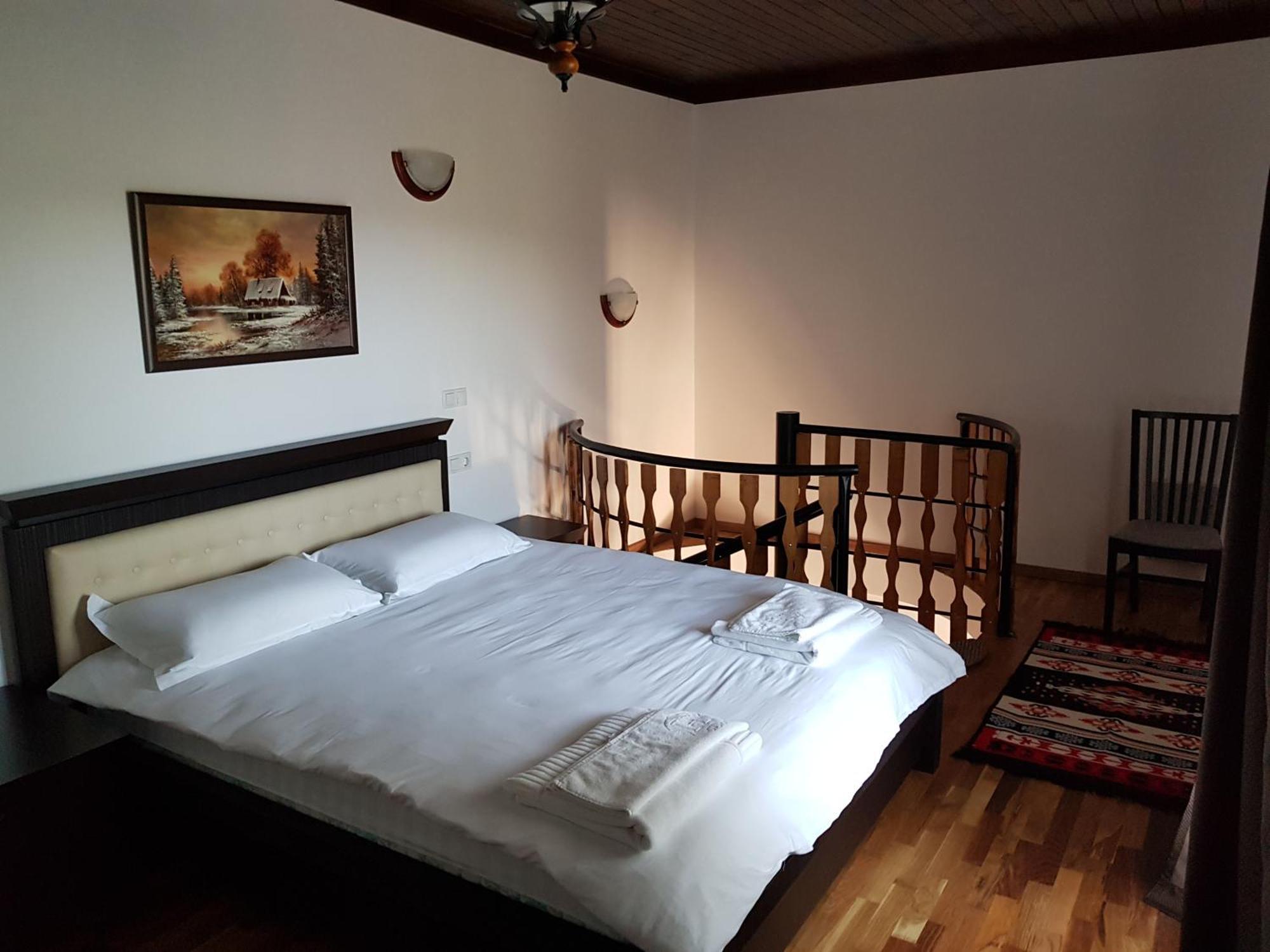 Hotel Piatra Soimului Vişeu de Sus Habitación foto